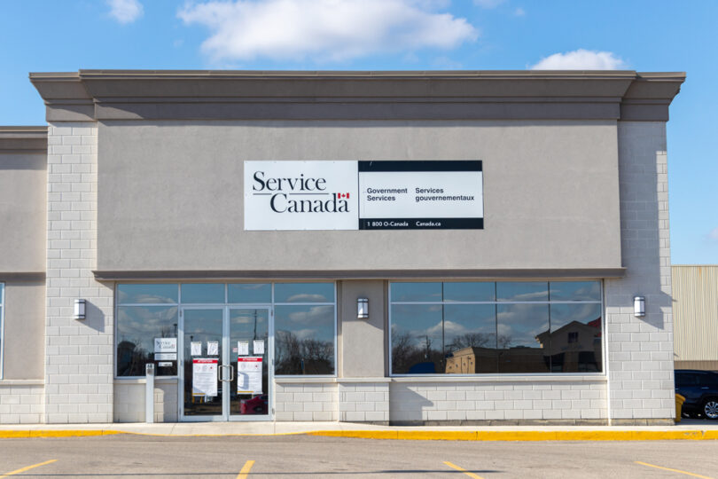 brantford-canada-march-25-2020-service-canada-office-closed